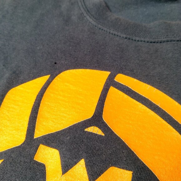 WVU Mountaineers Volleyball Shirt M You Dig Cutoff Slvs Muscle Tank Distressed - Picture 12 of 14